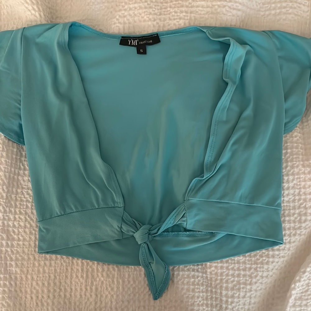 YMI Blue Green Cap Sleeve Tie Front Crop Blouse